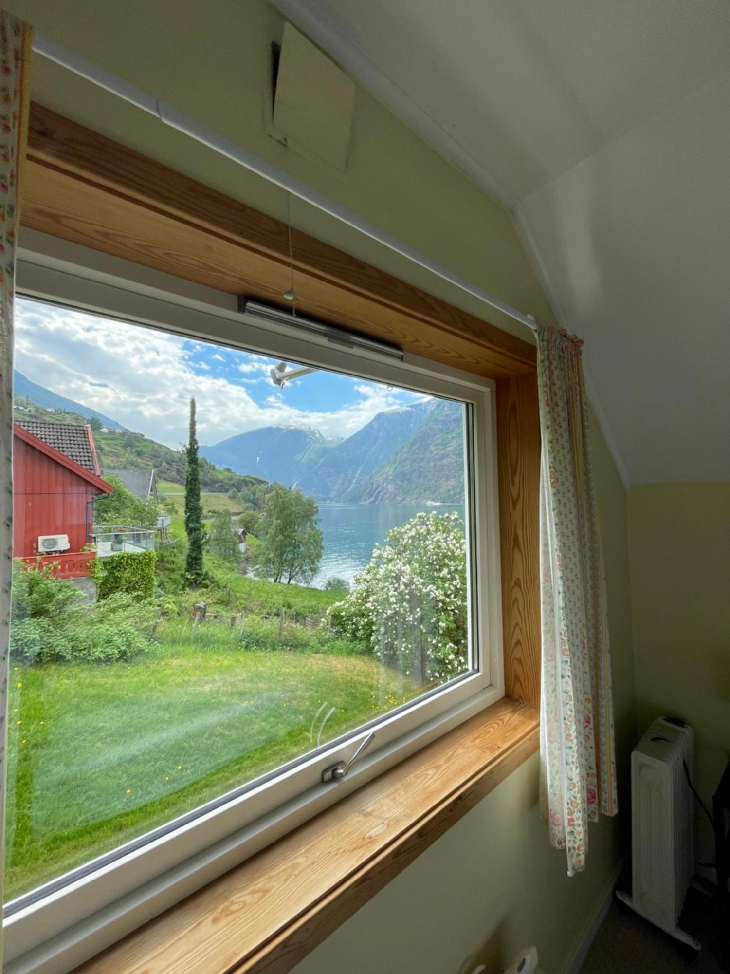 Aurland Feriehus Екстер'єр фото